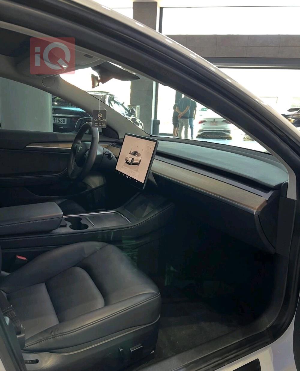 تسلا موديل 3